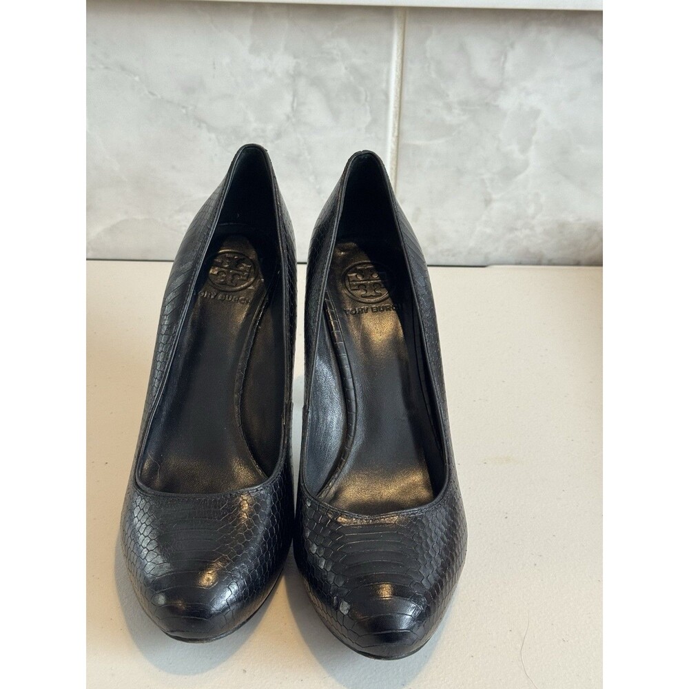 Tory Burch Marianne pump in black snake-embossed leather 4" heel Women’s 9.5 - Picture 6 of 11